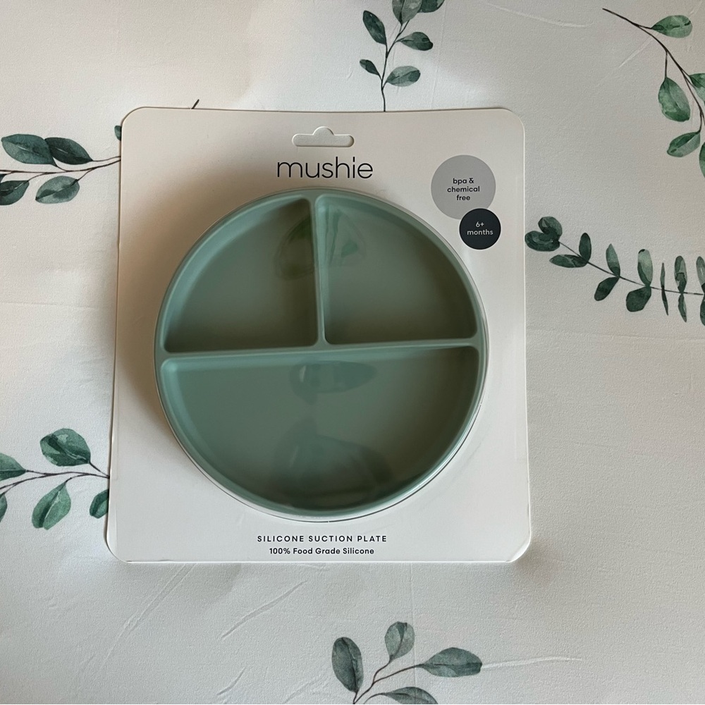 Mushie Silicone Suction Plate - Cambridge Blue